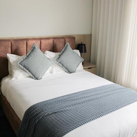 Hotel Pasadena Sydney Church Point Esterno foto