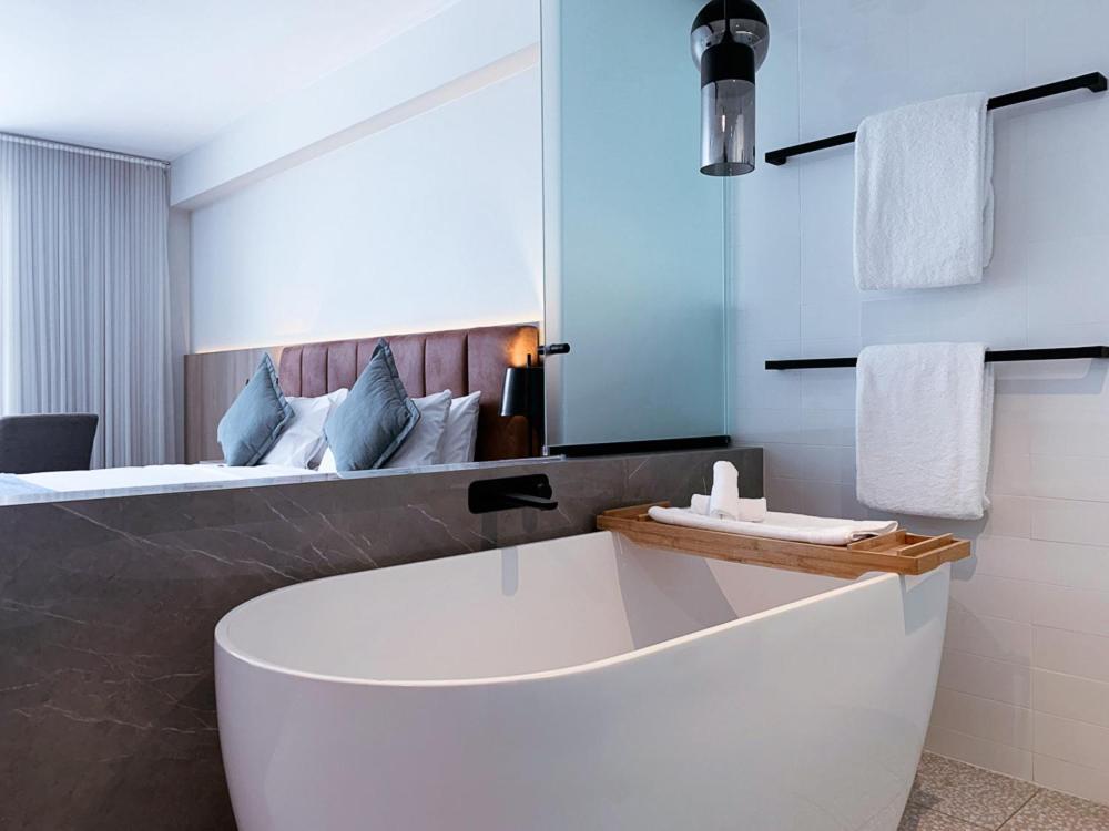 Hotel Pasadena Sydney Church Point Esterno foto